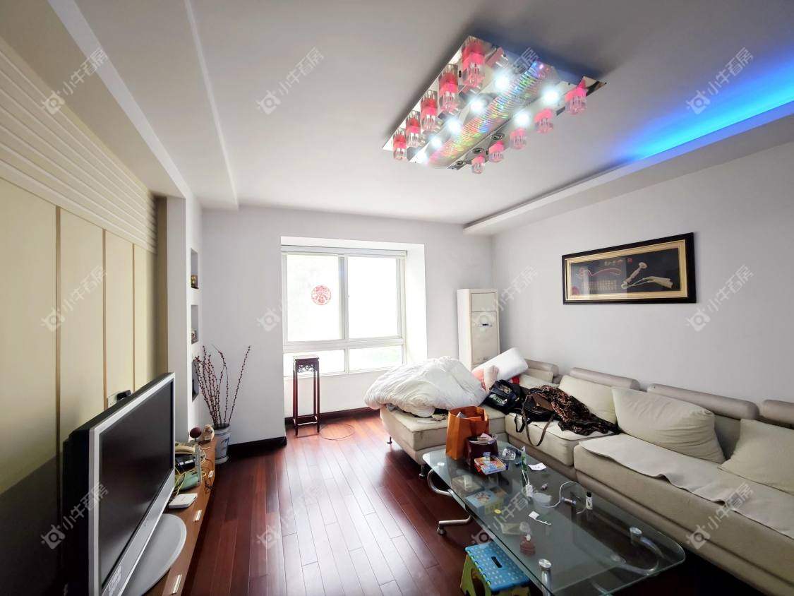 镇江江南嘉园在售二手房源室内图_小牛看房