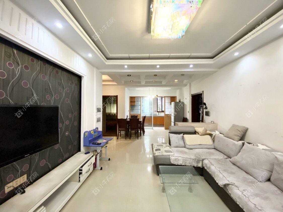 镇江世纪豪都在售二手房源室内图_小牛看房