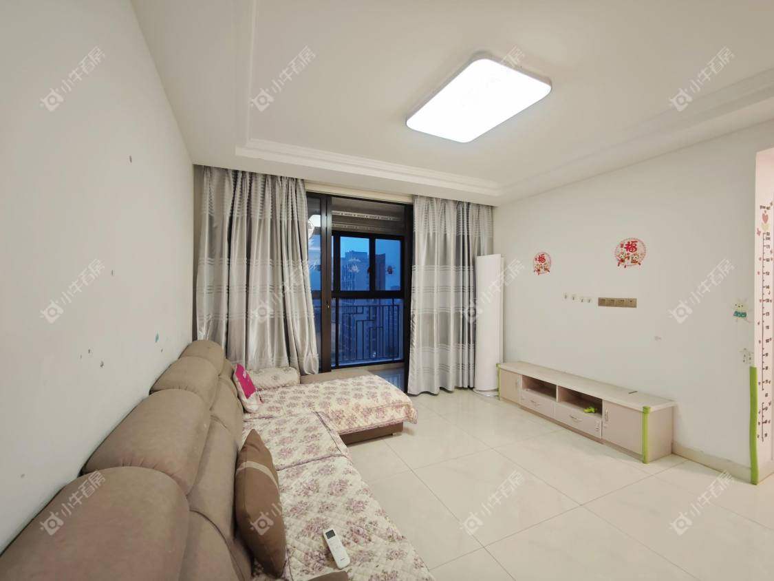 镇江华都幸福里在售二手房源室内图_小牛看房