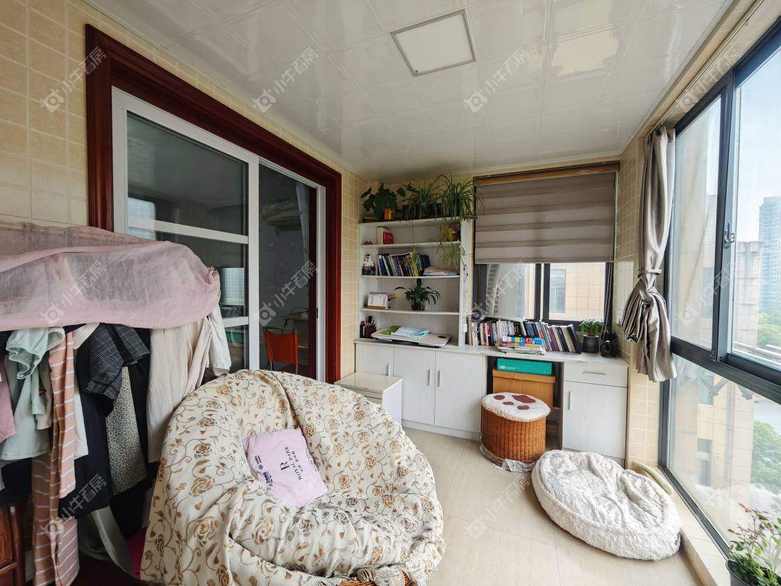 镇江华都锦城在售二手房源室内图_小牛看房