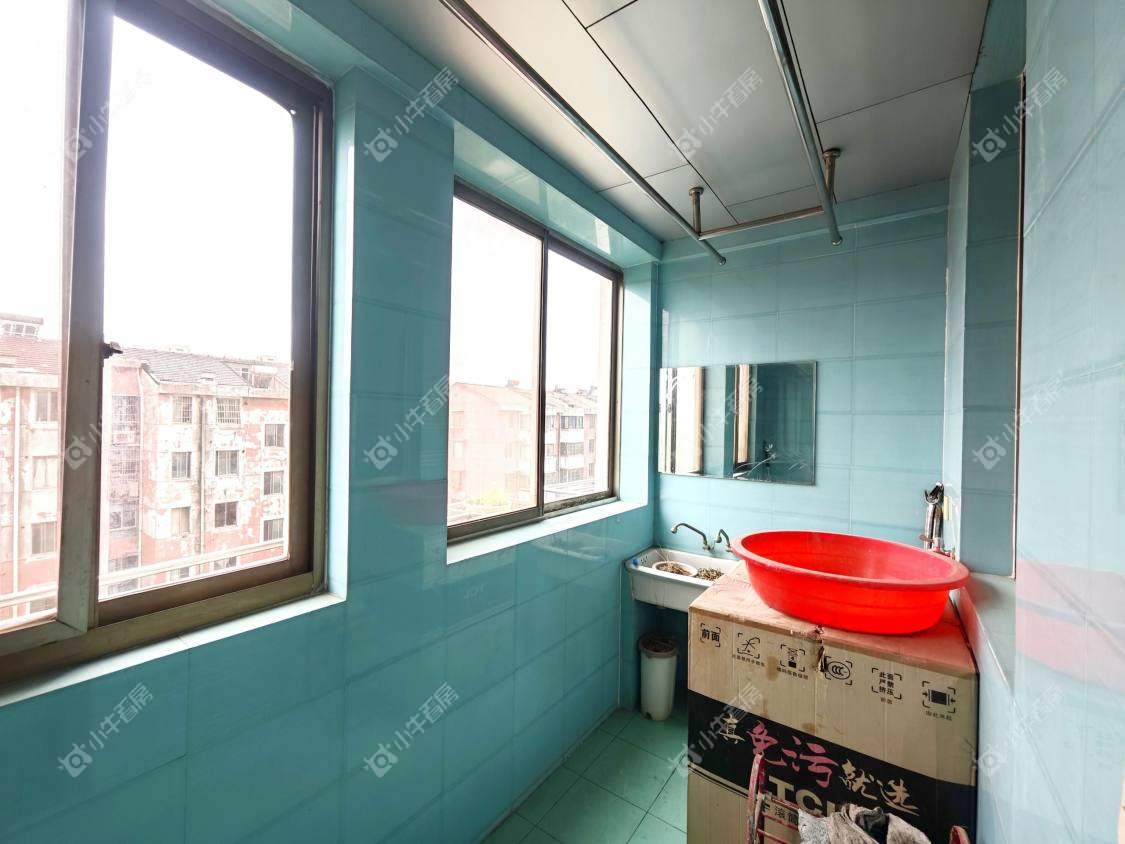 镇江玉乳泉小区在售二手房源室内图_小牛看房