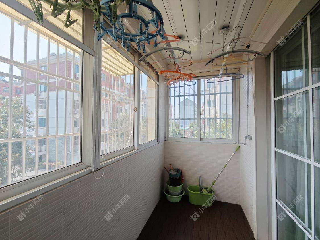 镇江紫荆花园在售二手房源室内图_小牛看房