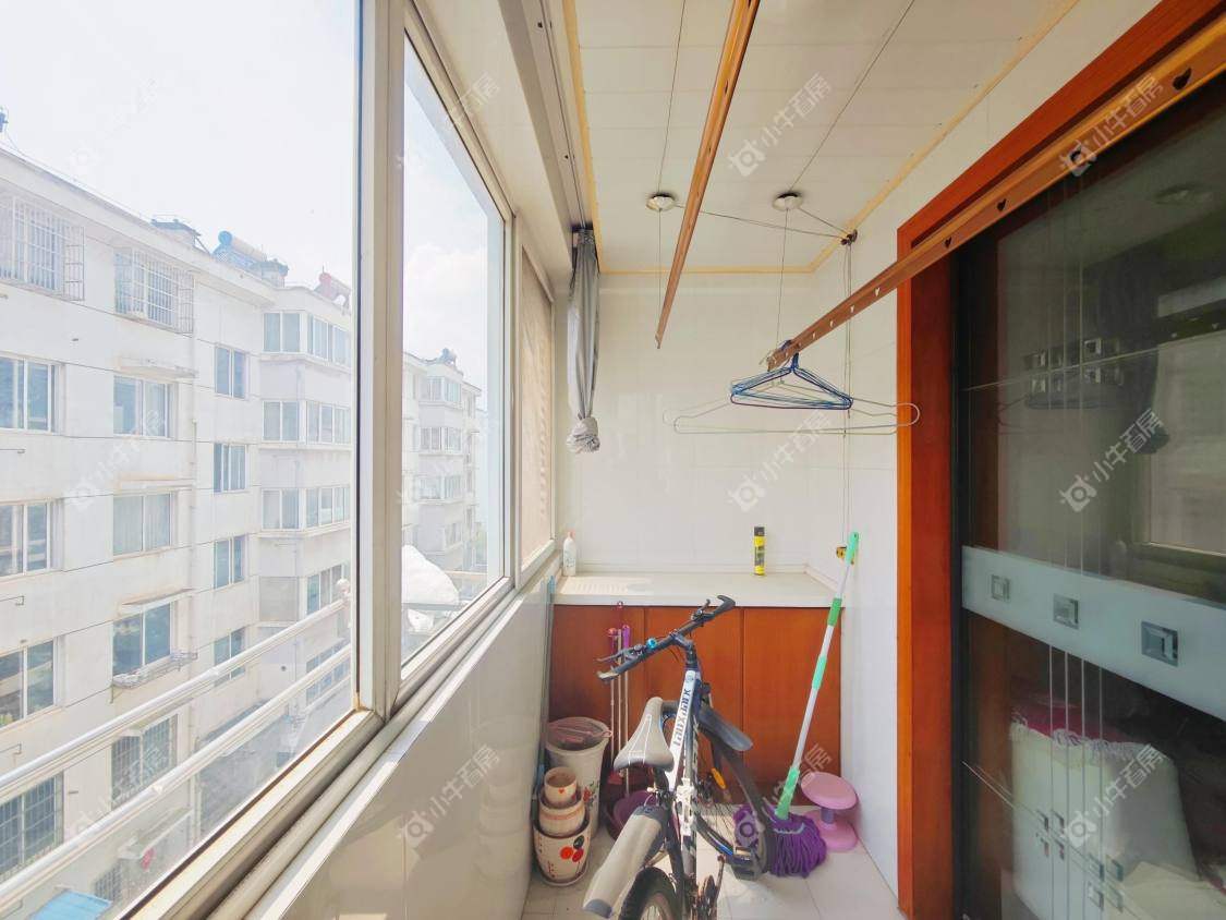 镇江中心嘉园在售二手房源室内图_小牛看房