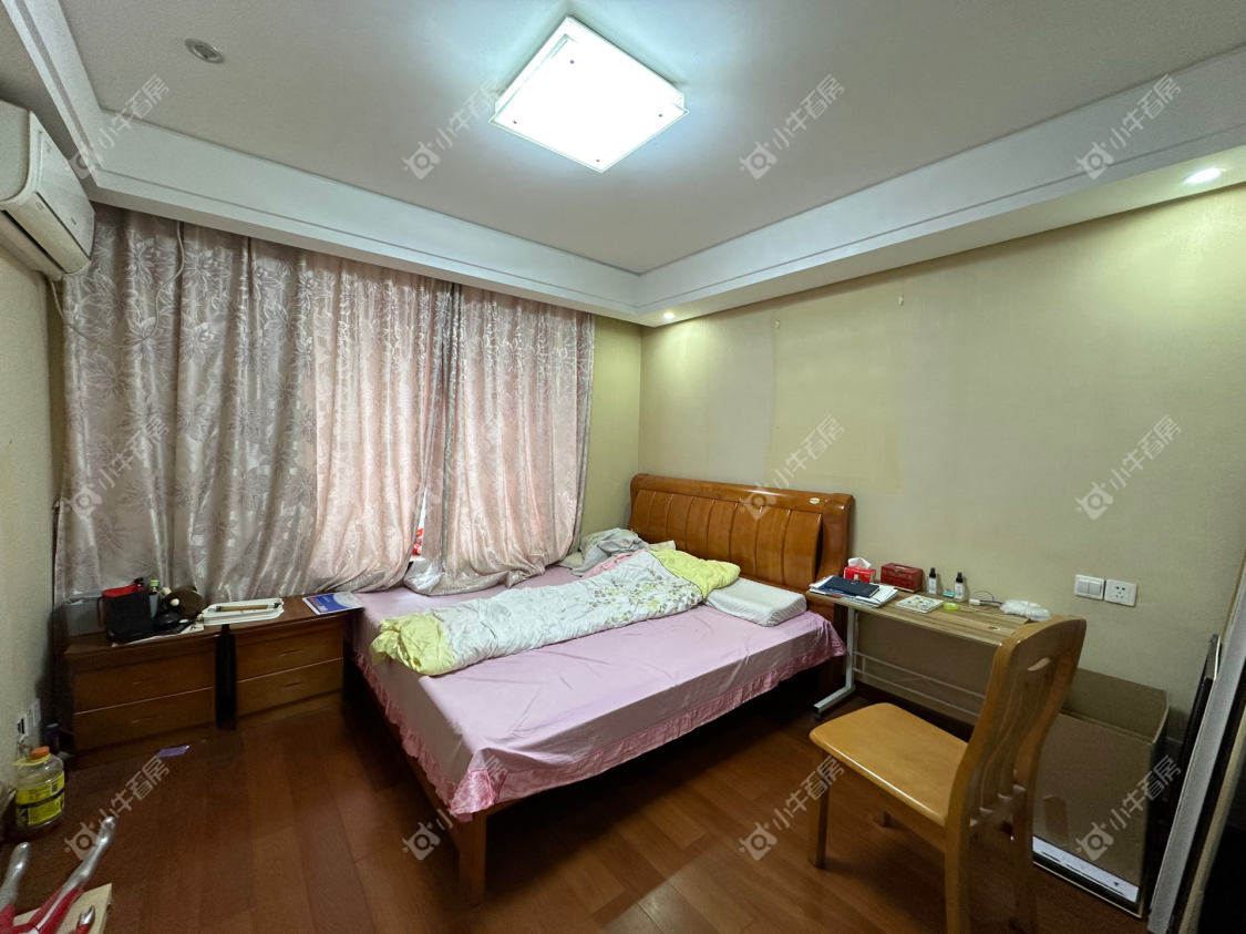 镇江凤凰国际在售二手房源室内图_小牛看房