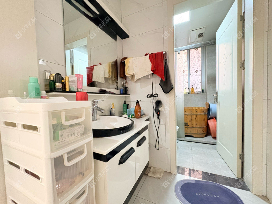 镇江凰嘉花苑在售二手房源室内图_小牛看房