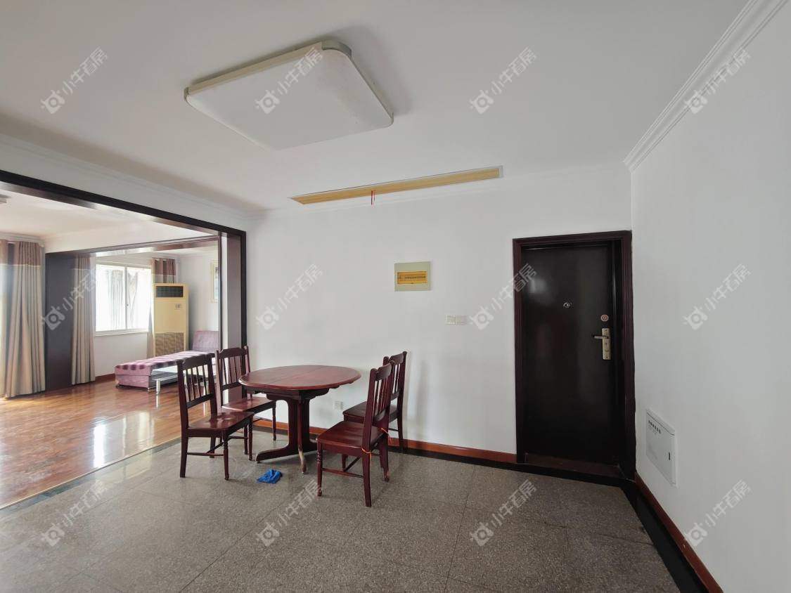 镇江多管局宿舍楼在售二手房源室内图_小牛看房