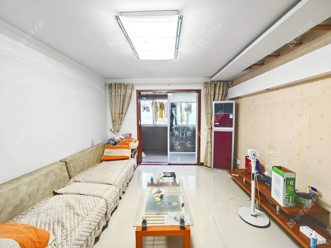 镇江龙凤二村在售二手房源室内图_小牛看房