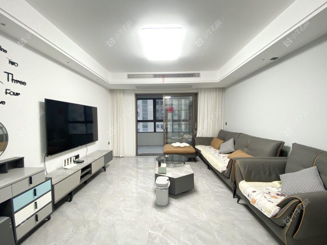 镇江凤凰郡在售二手房源室内图_小牛看房