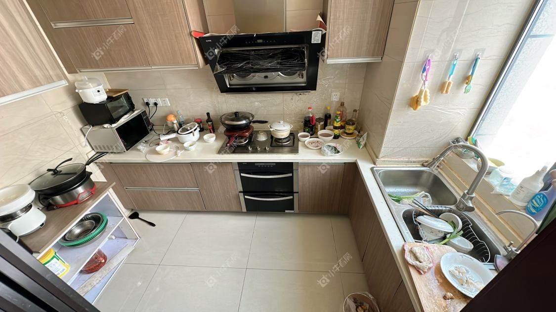 镇江凤凰国际在售二手房源_小牛看房