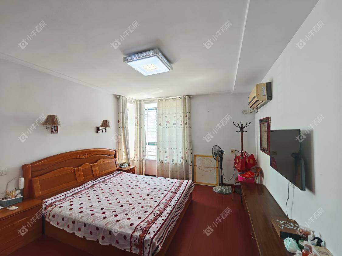 镇江天福花园在售二手房源室内图_小牛看房