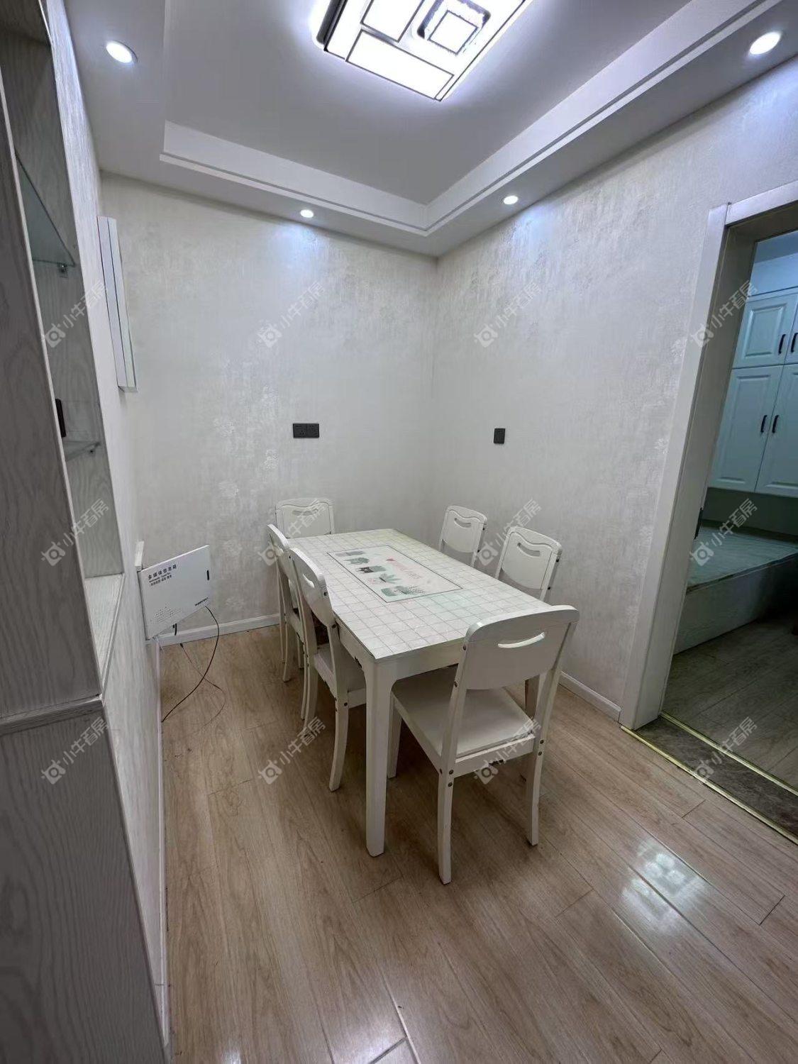 镇江练湖新城在售二手房源室内图_小牛看房