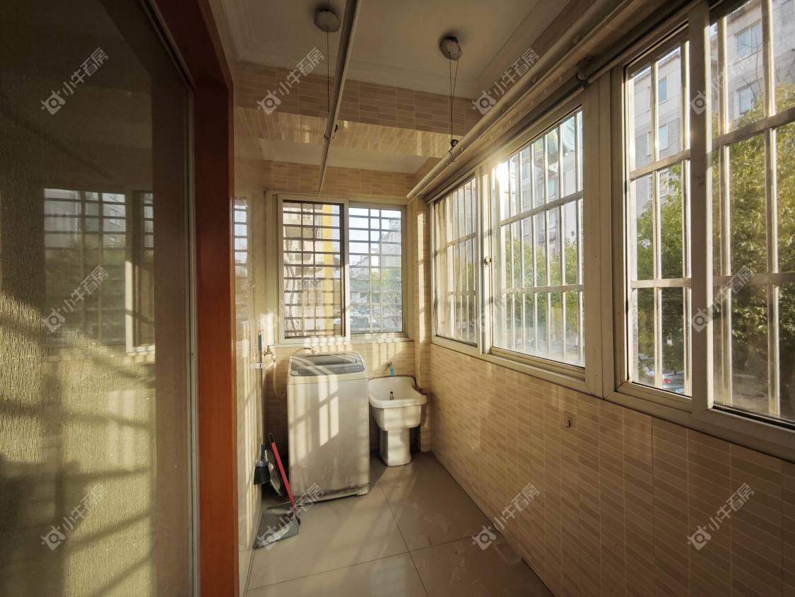 镇江新新家园在售二手房源室内图_小牛看房