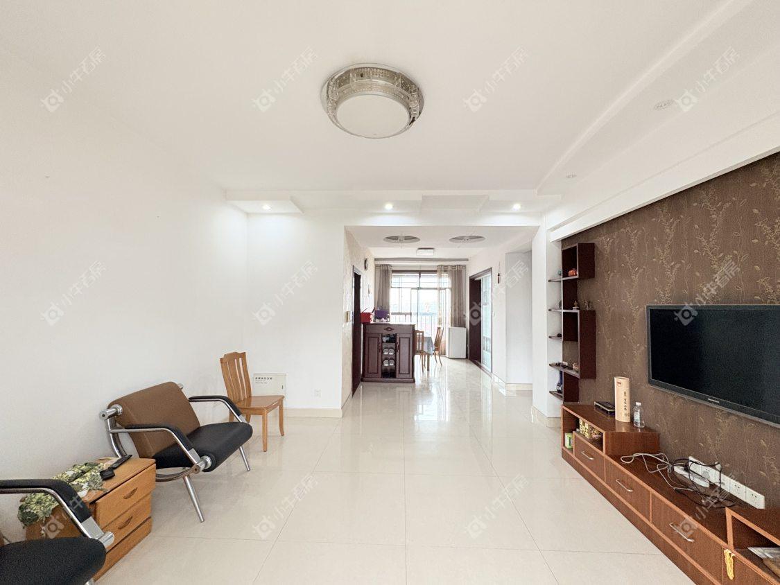 镇江世纪豪都在售二手房源室内图_小牛看房