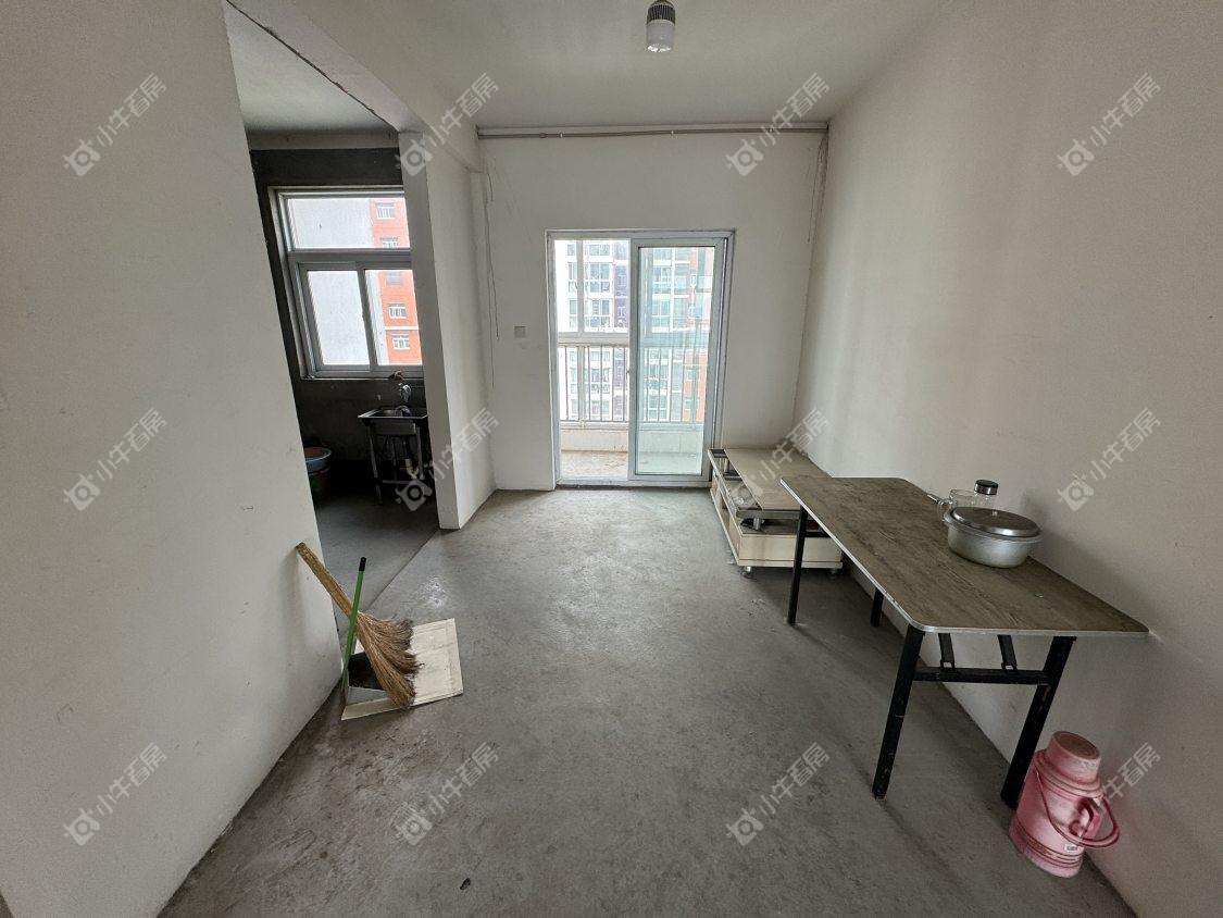 镇江众悦华城在售二手房源室内图_小牛看房