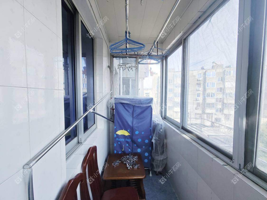 镇江台阳小区在售二手房源室内图_小牛看房