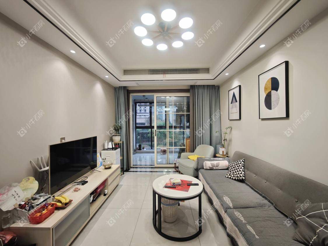 镇江滨河凤凰城在售二手房源室内图_小牛看房