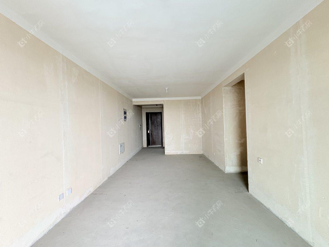 镇江融创华南映在售二手房源室内图_小牛看房