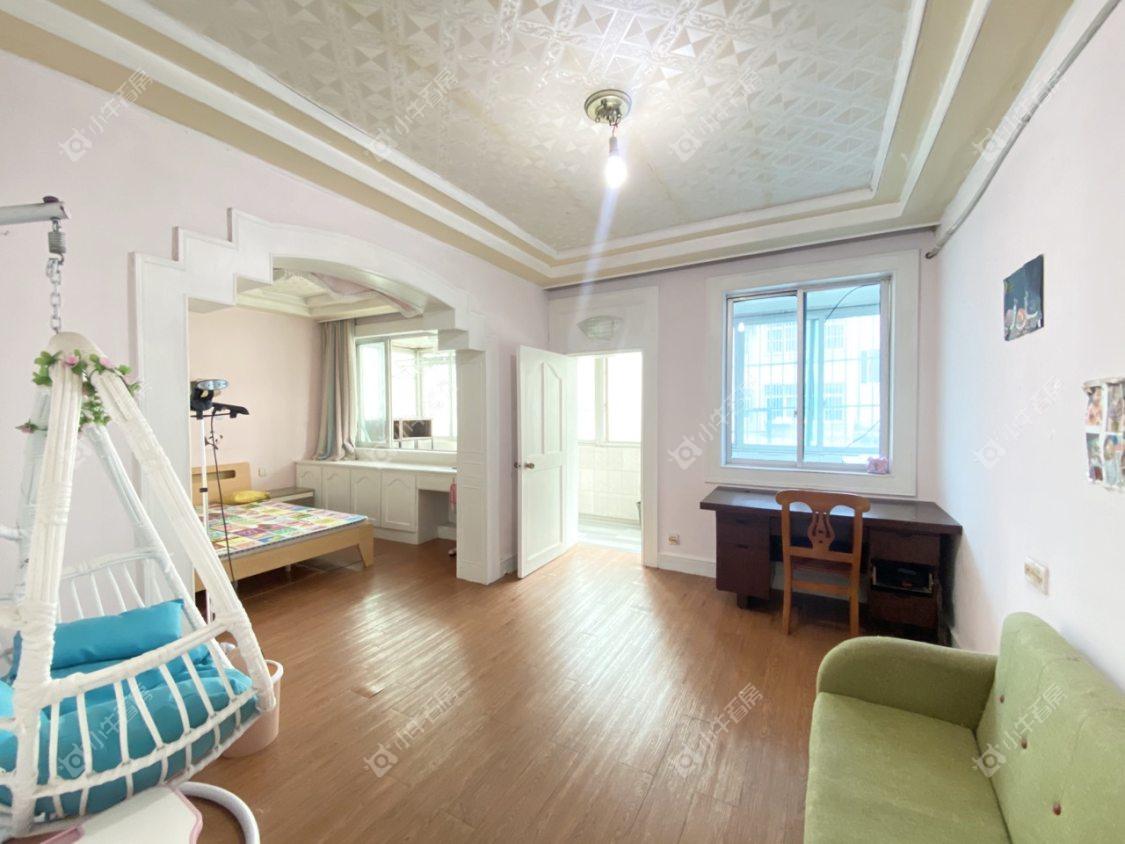 镇江玉泉小区在售二手房源室内图_小牛看房