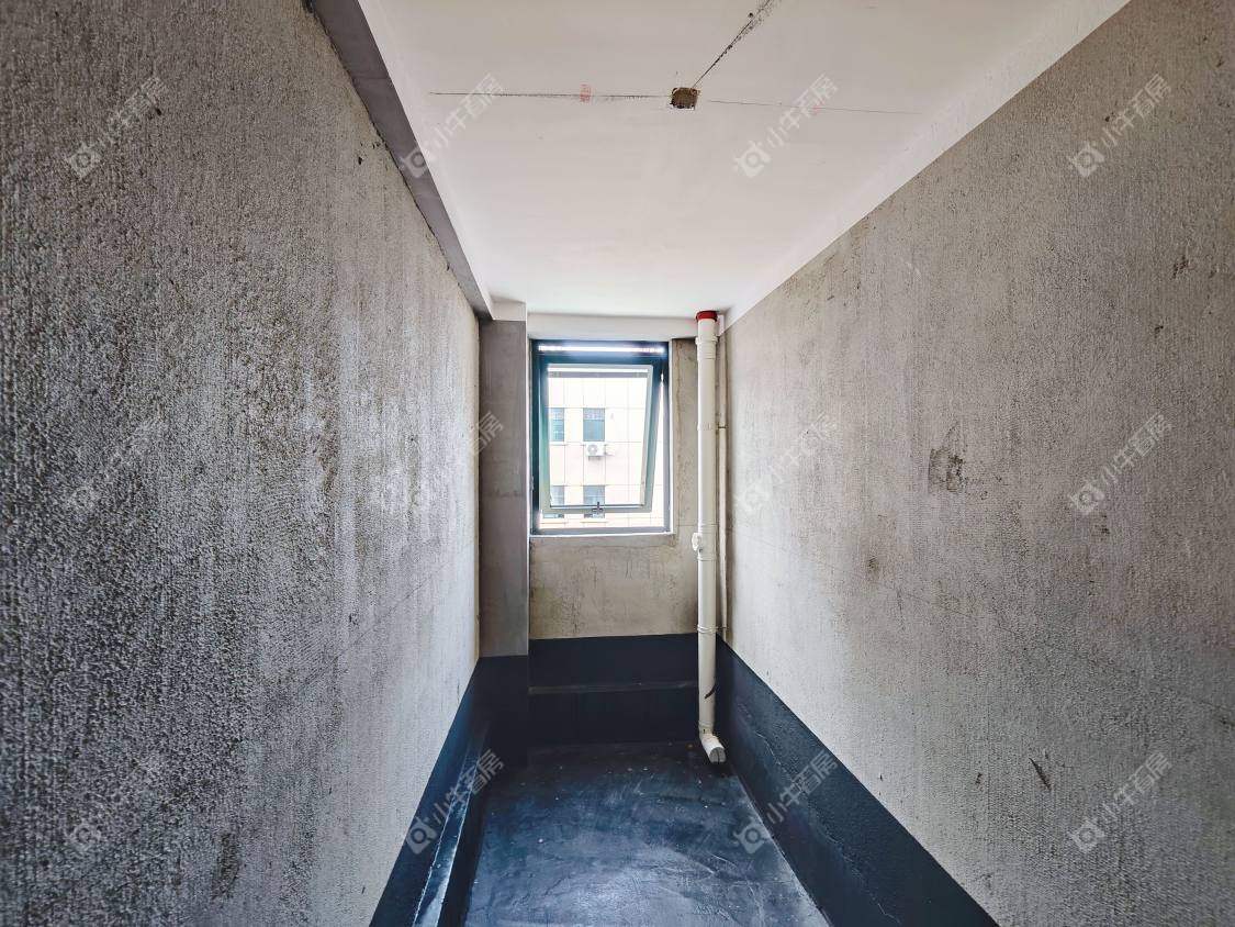 镇江粤港臻园在售二手房源室内图_小牛看房