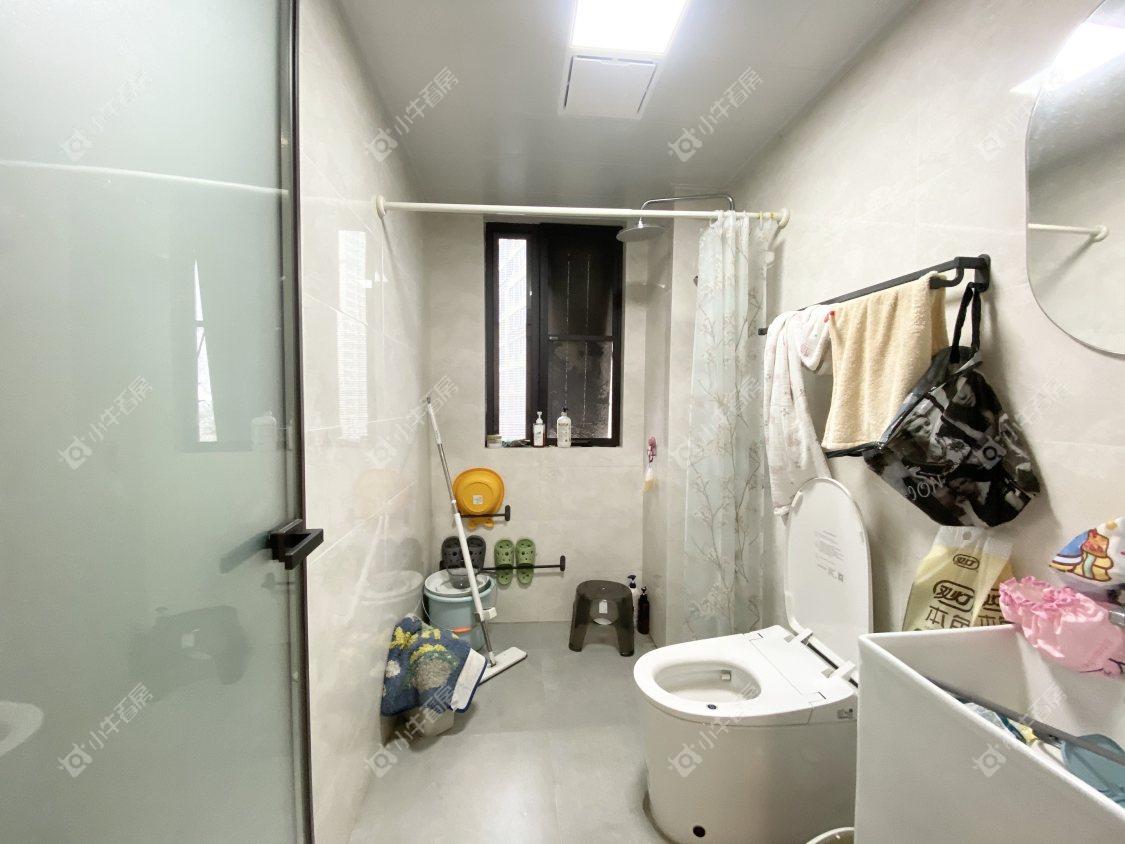 镇江信达香堤国际在售二手房源室内图_小牛看房