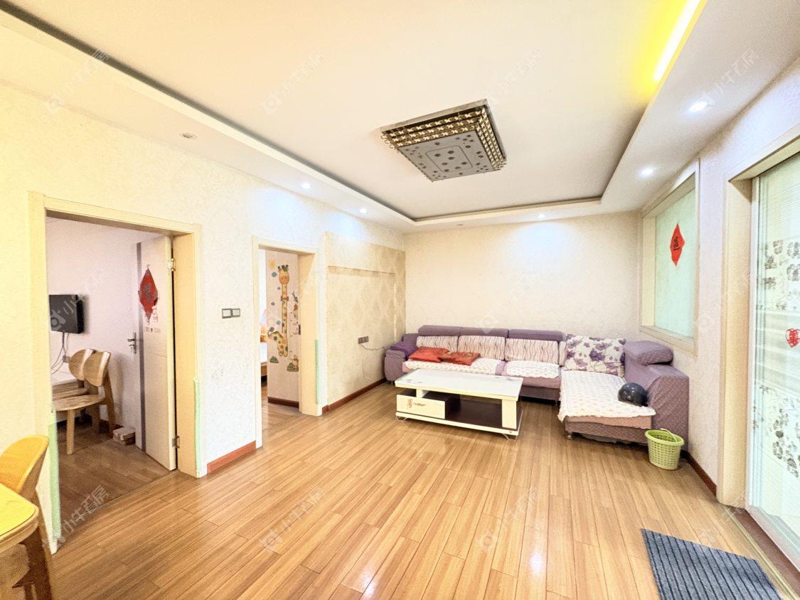 镇江热电厂住宅楼在售二手房源室内图_小牛看房