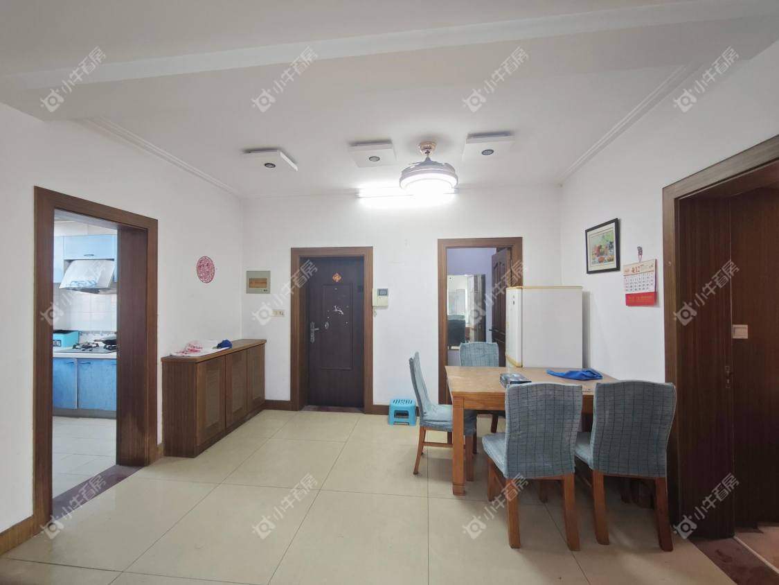 镇江华云公寓在售二手房源室内图_小牛看房