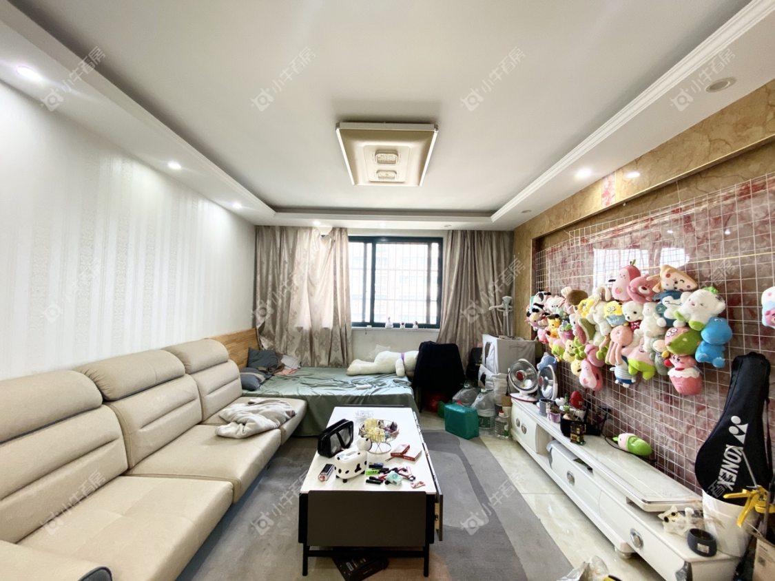 镇江欧洲城在售二手房源室内图_小牛看房