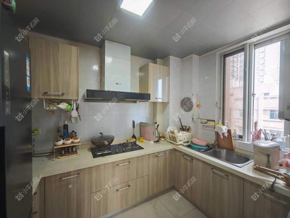 镇江南门花园在售二手房源室内图_小牛看房