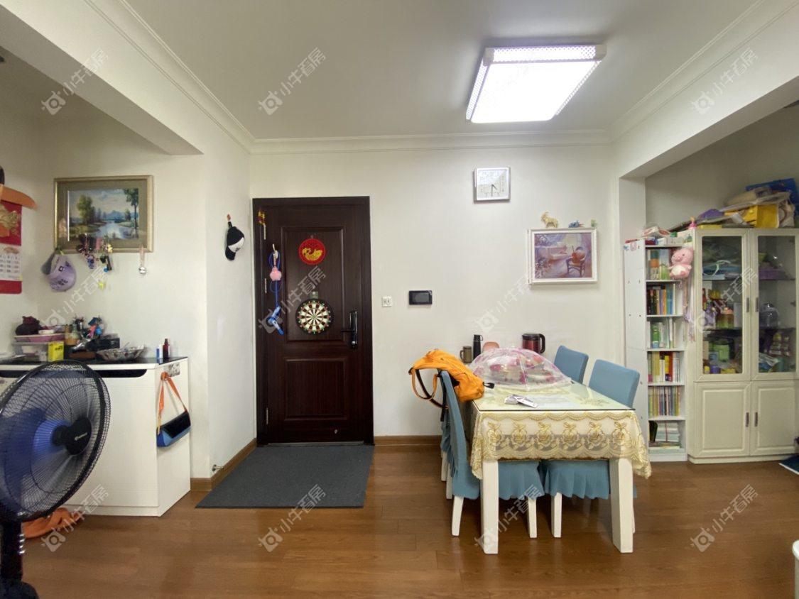 镇江碧桂园在售二手房源室内图_小牛看房