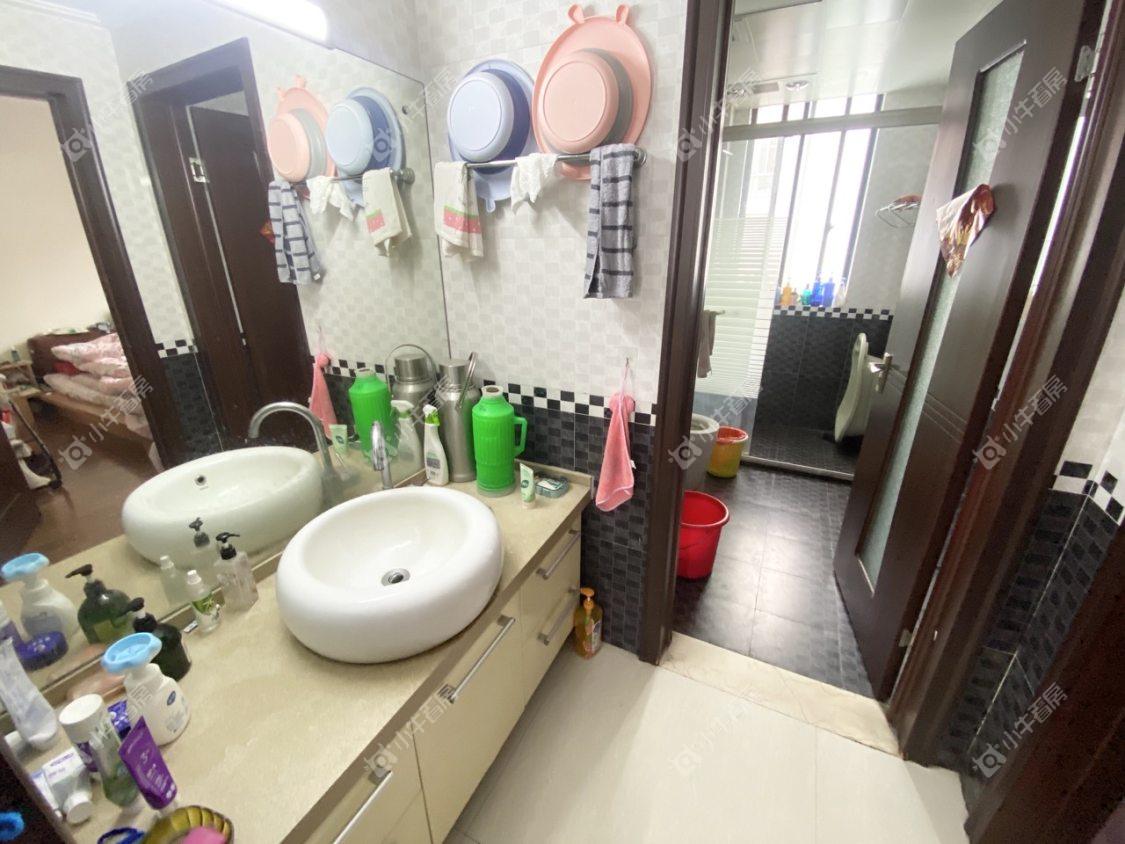 镇江佳景天城在售二手房源室内图_小牛看房