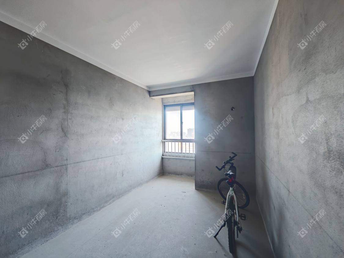 镇江昆仑华府在售二手房源室内图_小牛看房