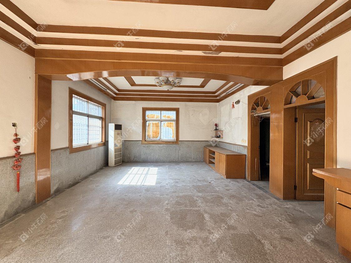 镇江城东村在售二手房源室内图_小牛看房