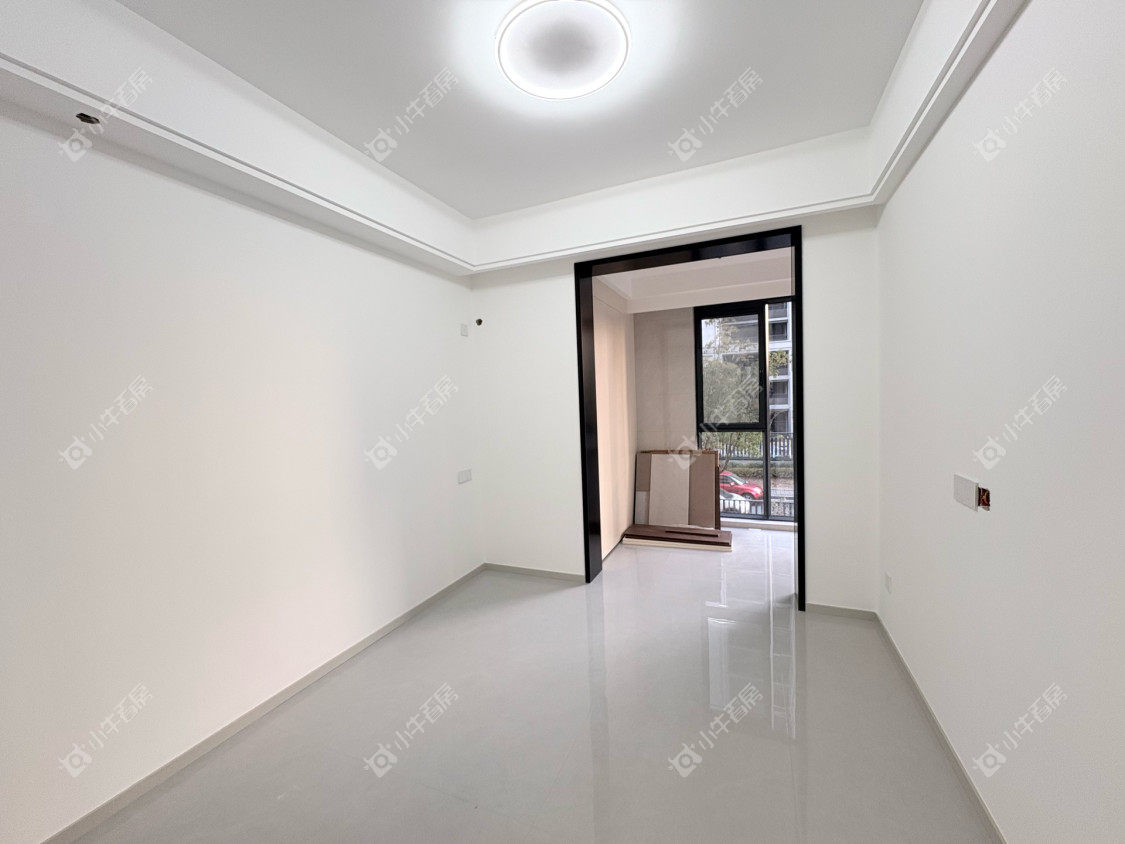 镇江中海时代都会在售二手房源室内图_小牛看房