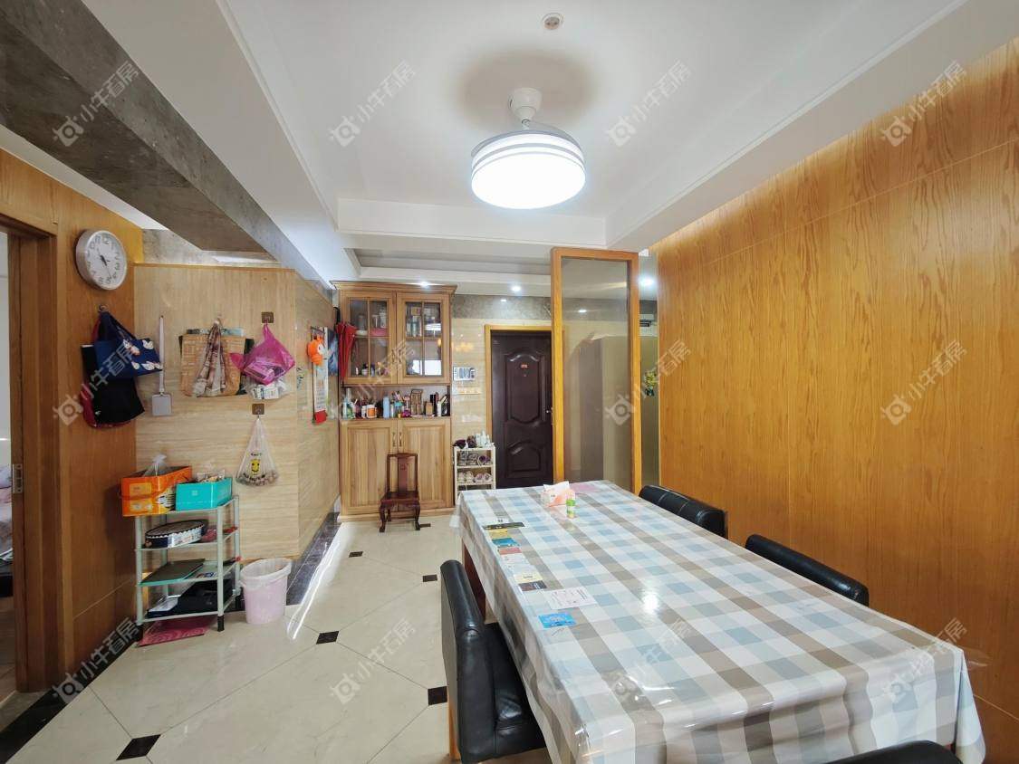 镇江华都锦城在售二手房源室内图_小牛看房