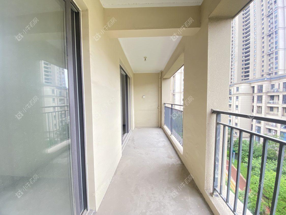 镇江中南君悦府中南一期在售二手房源室内图_小牛看房