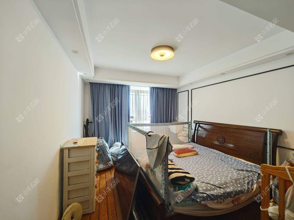 镇江南门花园在售二手房源室内图_小牛看房