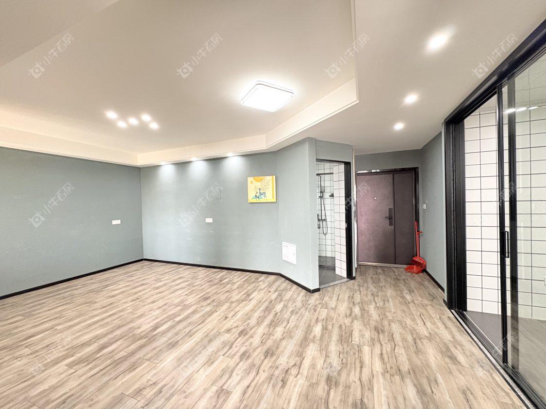 镇江丹凤国际在售二手房源室内图_小牛看房