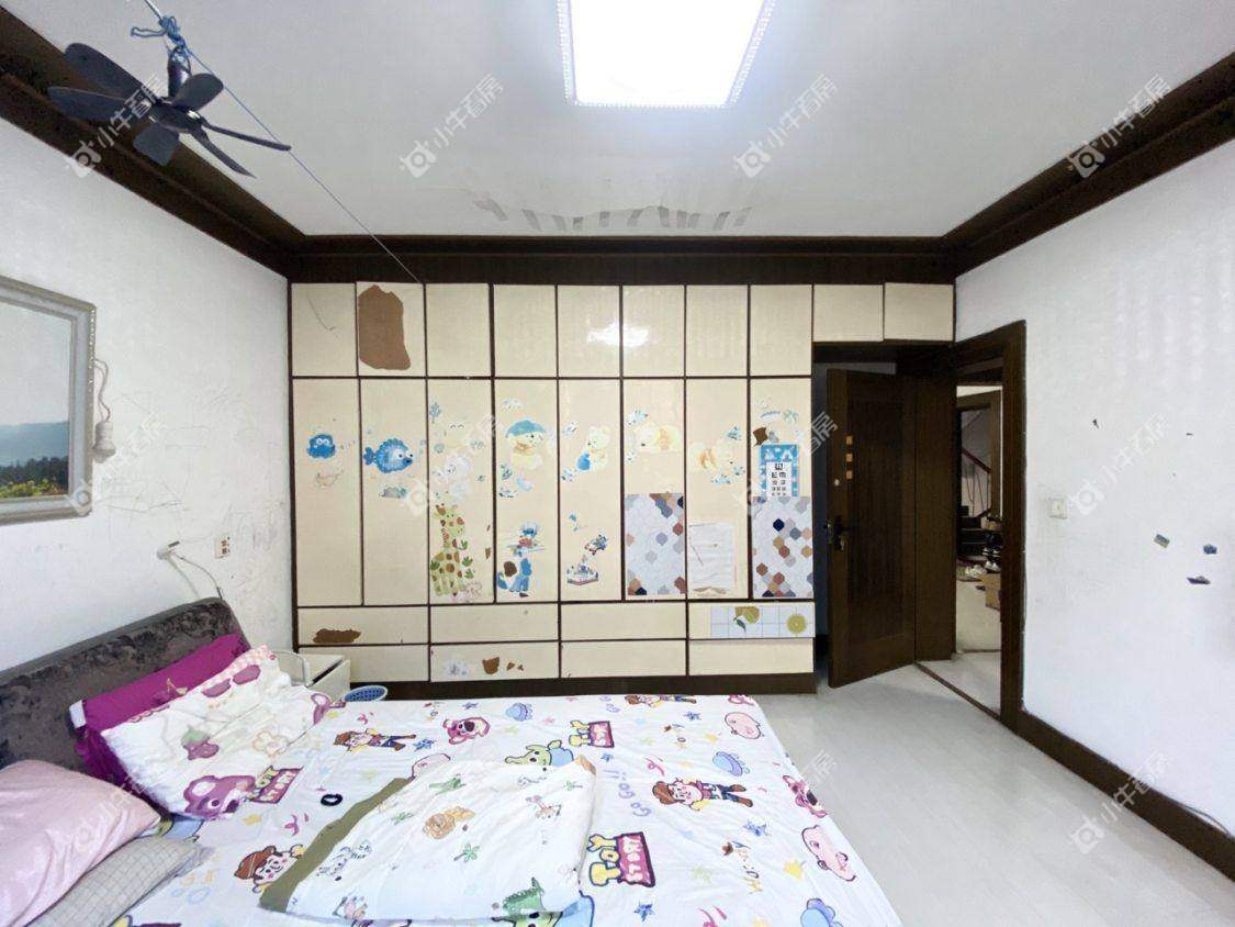 镇江伊甸园在租房源室内图_小牛看房