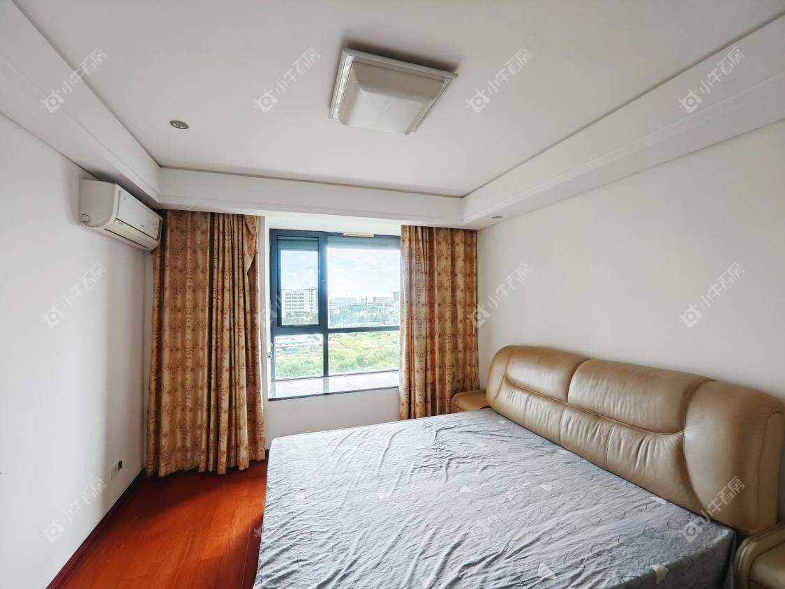 镇江凤凰国际在售二手房源室内图_小牛看房