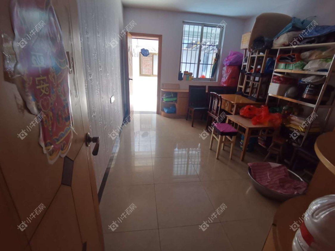 镇江曲园小区在售二手房源室内图_小牛看房