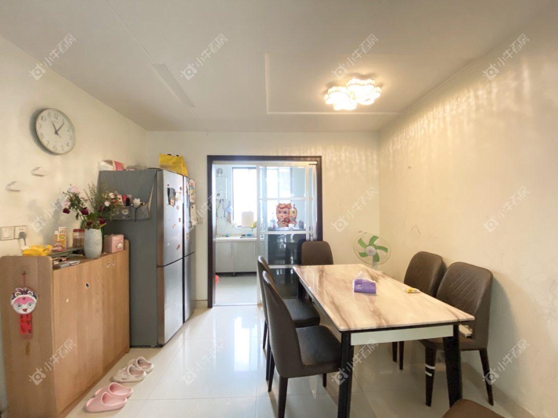 镇江佳景天城在售二手房源室内图_小牛看房