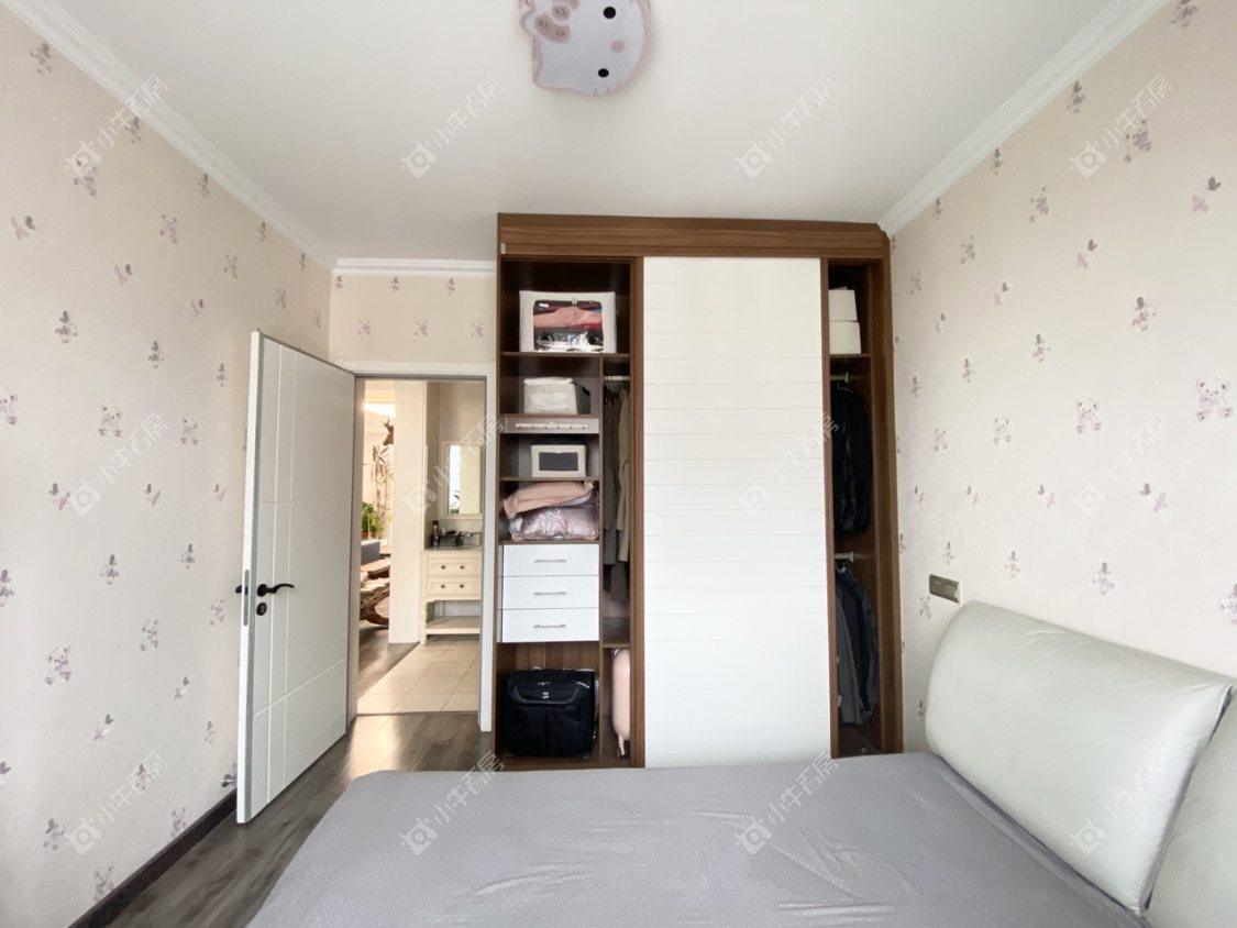 镇江迈村新城在售二手房源室内图_小牛看房