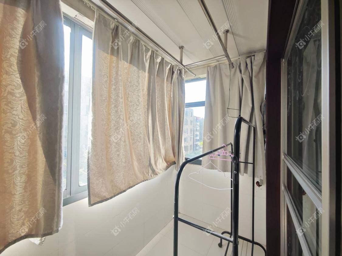 镇江华南新村在售二手房源室内图_小牛看房