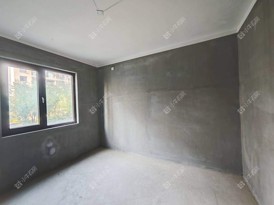 镇江珑蟠里在售二手房源室内图_小牛看房