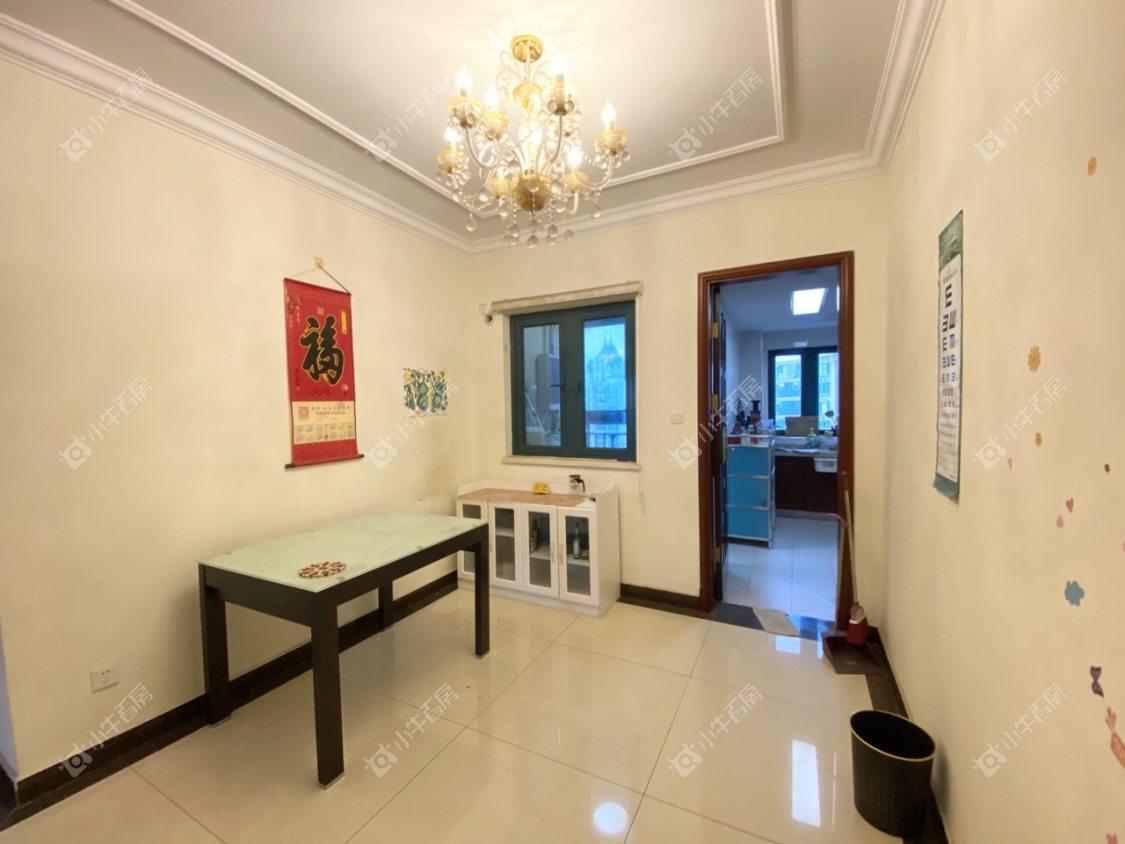 镇江恒大城在售二手房源室内图_小牛看房