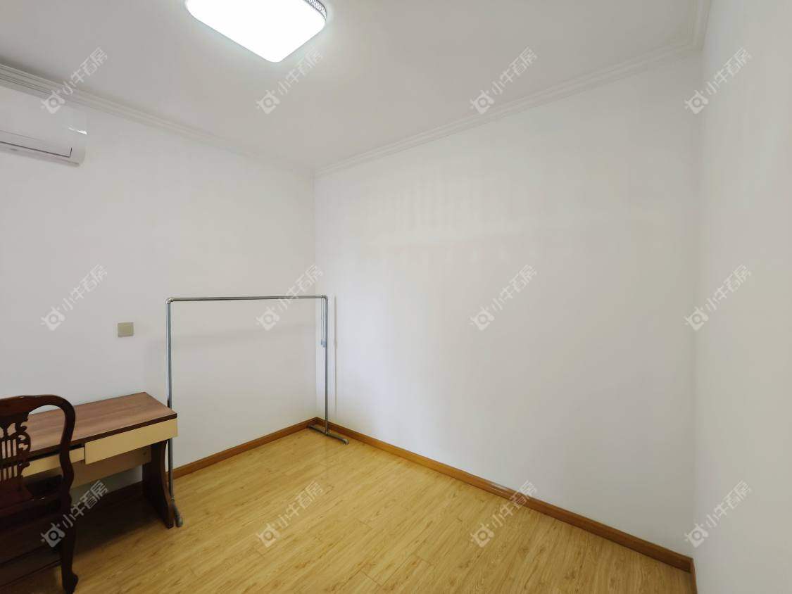 镇江荣城国际一期在售二手房源室内图_小牛看房