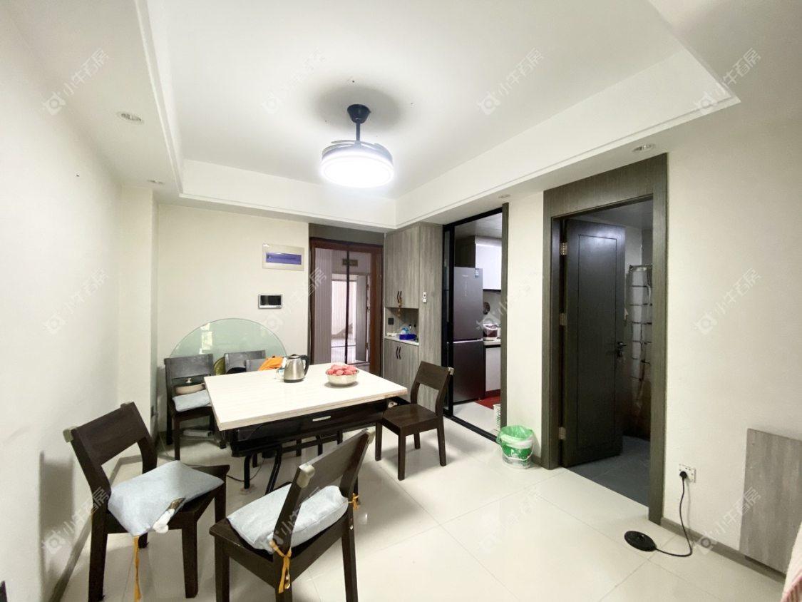 镇江华都锦城在售二手房源室内图_小牛看房