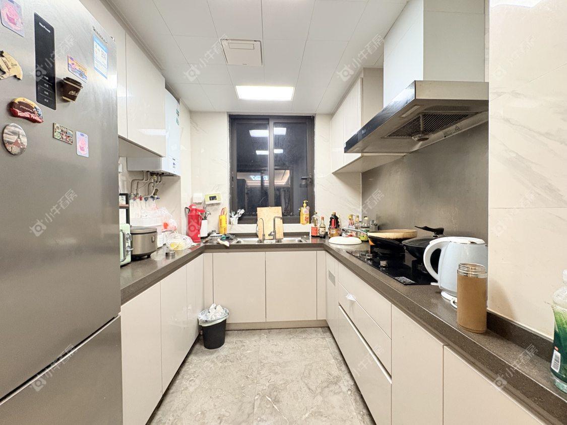 镇江红星天铂在售二手房源室内图_小牛看房