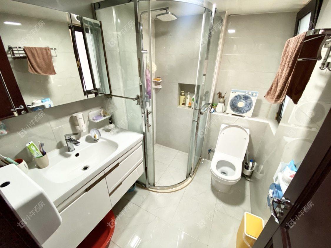 镇江汇金天地在售二手房源室内图_小牛看房