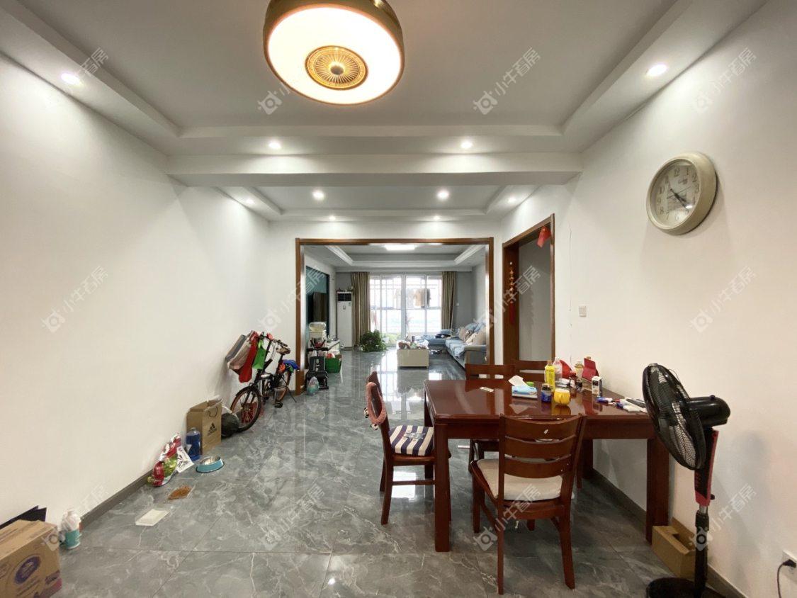 镇江碧桂园在售二手房源室内图_小牛看房